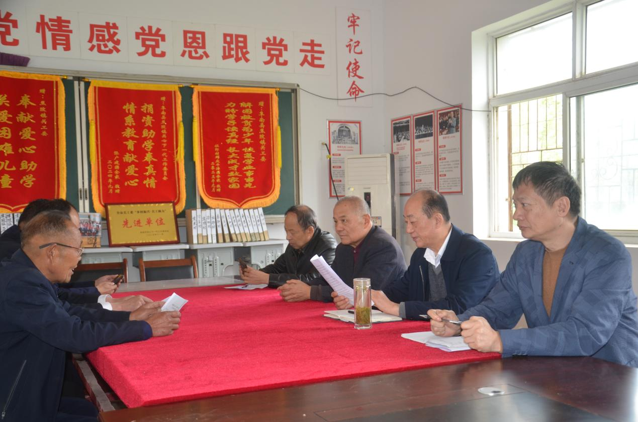 阜阳市关工委赴阜南县调研深化“‘五老’法治诊所”品牌建设.png