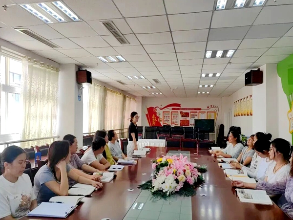 会上交流.jpg