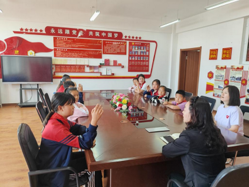 五林镇中心校我与书记校长面对面活动2_副本.png