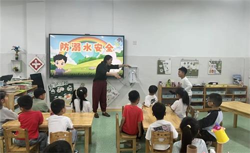 781d0e76f0de7435fbdcc16765daef9f_看图王.jpg
