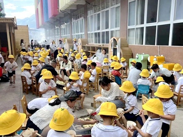 烧烤现场.jpg