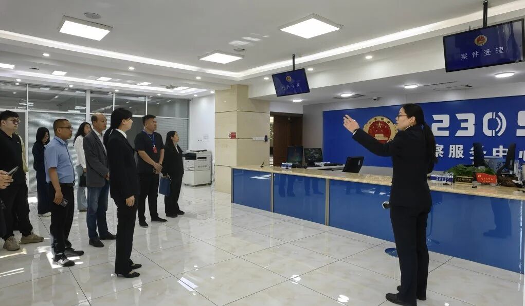 大庆市红岗区关工委受邀参加区检察院检察开放日活动 (2).jpg