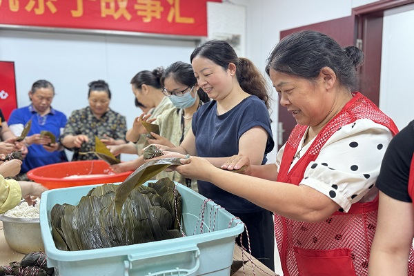 aa51f4fd7142a309c9ba1b9e42aee1ee - 副本.jpg